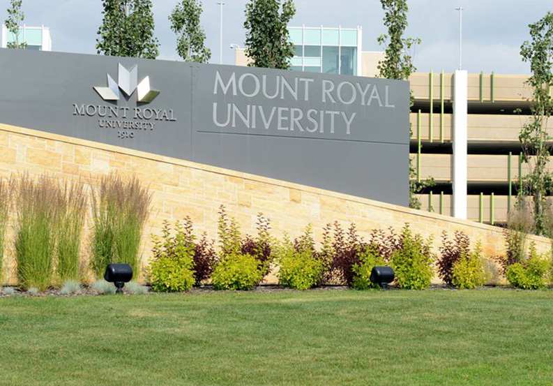 Đai học Mount Royal